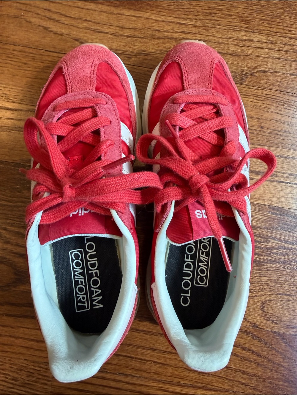 Adidas Red Cloudfoam Comfort Sneakers size women’s 5.5